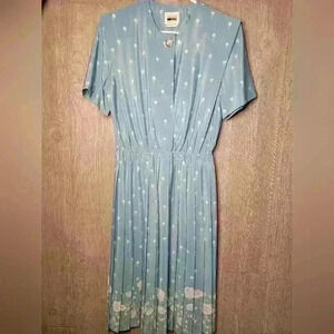 80's Vintage Leslie Fay Shirt Waist belted dress with short sleeves.